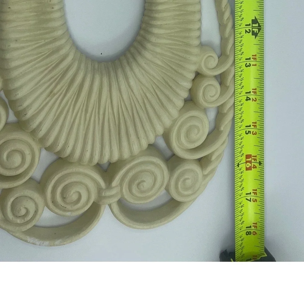Vtg‎ Burwood Products 70s Wall Sconce Decor Ivory Ornate Swirl 18